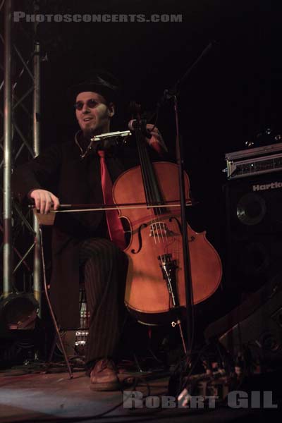 WEEPERS CIRCUS - 2008-12-03 - PARIS - La Fleche d'Or - 